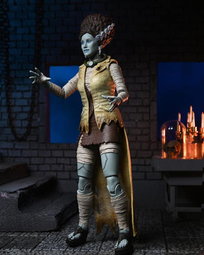 Universal Monsters x TMNT Ultimate April O'Neil as The Bride Of Frankenstein Neca