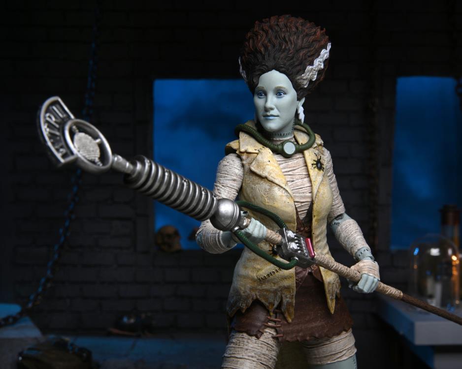 Universal Monsters x TMNT Ultimate April O'Neil as The Bride Of Frankenstein Neca