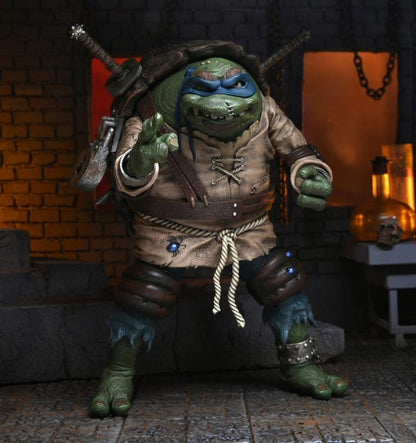 Universal Monsters x Teenage Mutant Ninja Turtles Ultimate Leonardo as The Hunchback Figura Neca